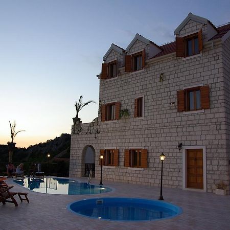 Apartments Villa Kaktus Ložišće 외부 사진